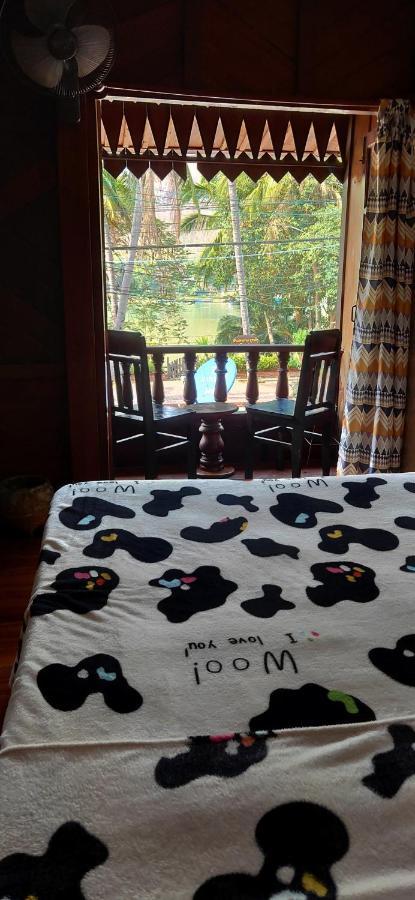 Phousi Guesthouse 2 Luang Prabang Esterno foto