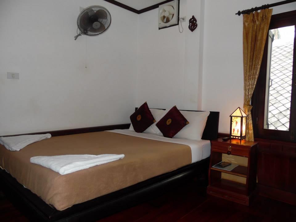 Phousi Guesthouse 2 Luang Prabang Esterno foto