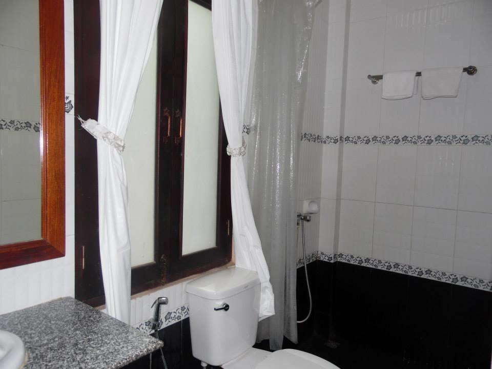 Phousi Guesthouse 2 Luang Prabang Esterno foto